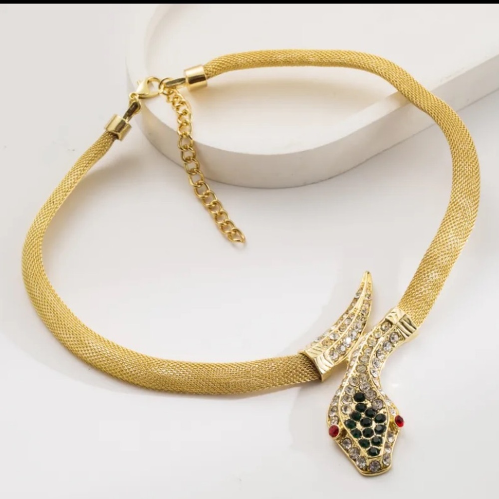 Rhinestone Snake Necklace Choker, Unique Creative Lightweight Luxury Necklace - Picture 5 of 10